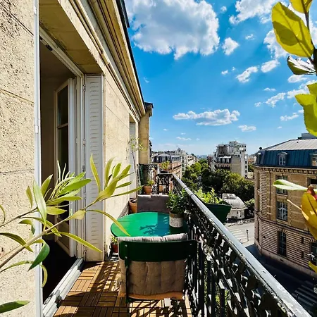 公寓 Rooftop Retreat With Sunny Balcony 巴黎