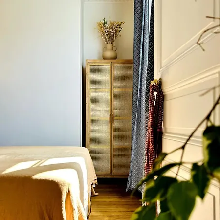 Lejlighed Rooftop Retreat With Sunny Balcony